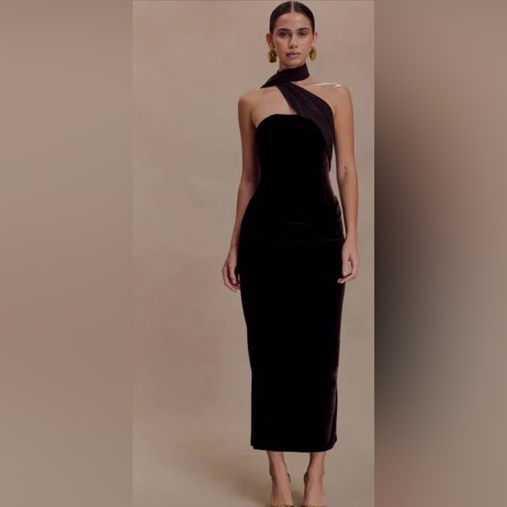 Elegant Brown Velvet Dress